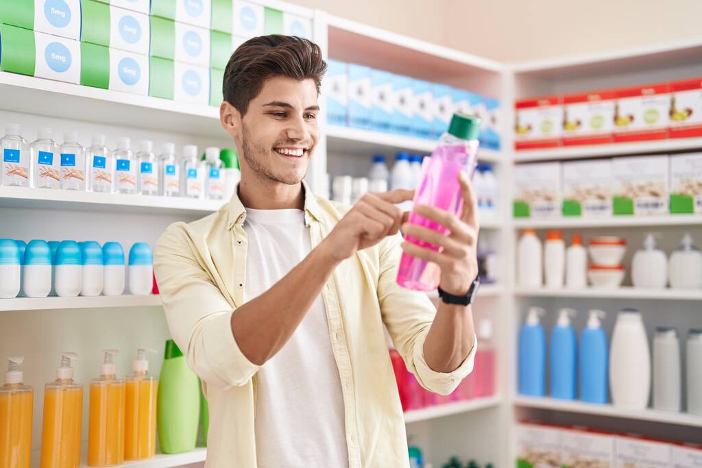 reading shampoo label